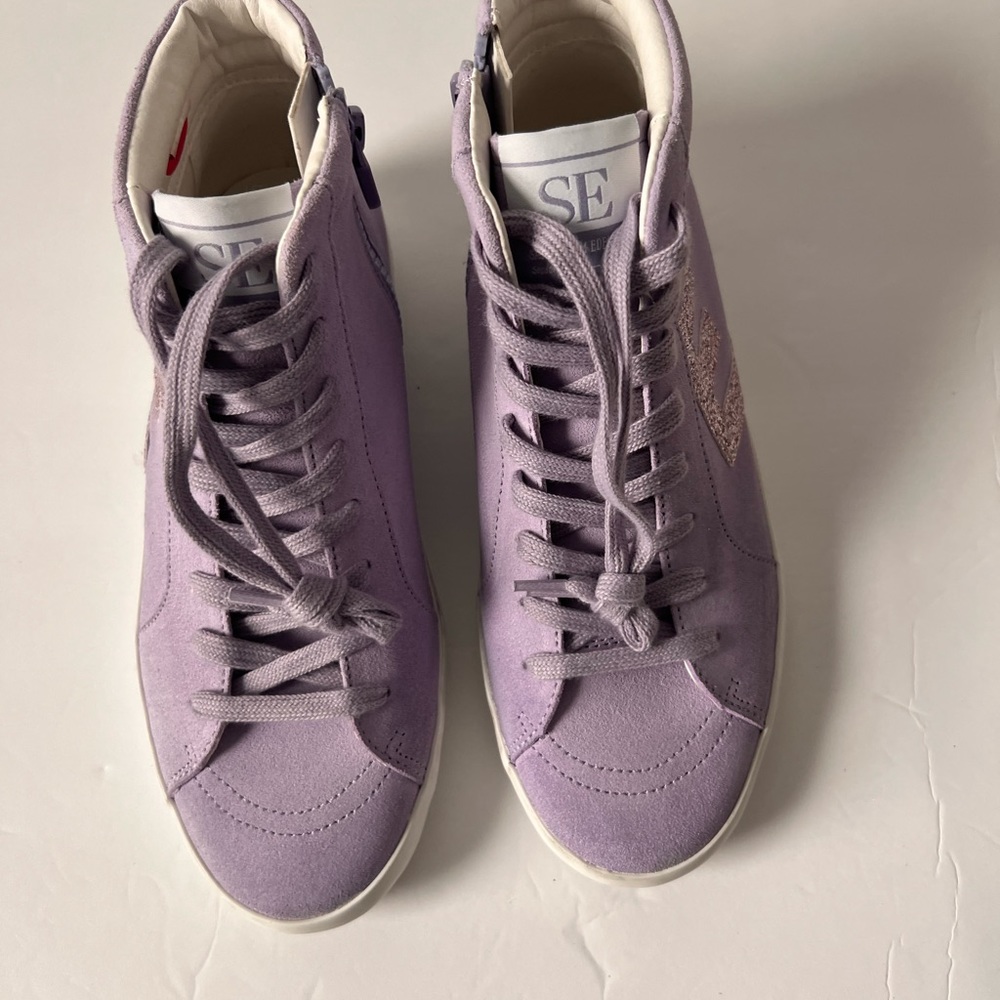 Sam Elderman Trendy Suede Glitter Sneakers, Size 4M, Color Lavender‎